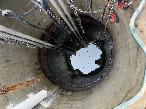 vidange et nettoyage d'un poste de relevage avec déblocage des pompes pour une entreprise à Saint Bonnet de Mure