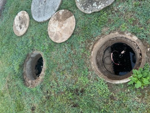 vidange et nettoyage d'une ancienne fosse septique pour remplacement à Saint Marcel Bel Acceuil