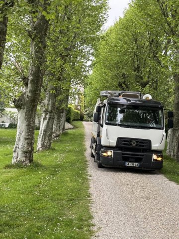 débouchage d'une canalisation de bassin d'ornement à Bourgoin Jaillieu