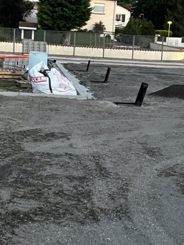 inspection camera sur un chantier de stade de foot à Sorbier 