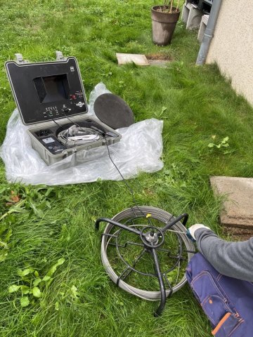 diagnostic vidéo des réseaux chez les particuliers pour vérification des bons raccordement à Saint Georges D'esperanche