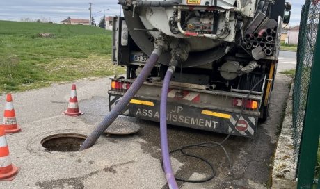 intervention d'urgence pour pompage d'un poste de relevage avec problème de pompe de relevage de nuit  à Colombier 