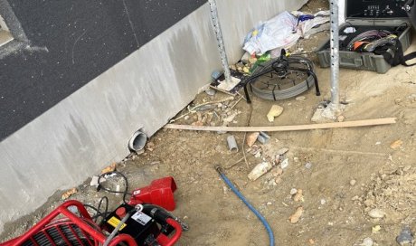 curage de laitance dans une canalisation eu après chantier avec robot de fraisage à Vaulx-Milieu