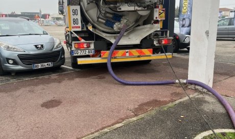 débouchage wc dans un centre auto à Meyzieu