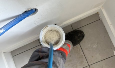 débouchage d'une canalisation wc par haute pression à Diemoz