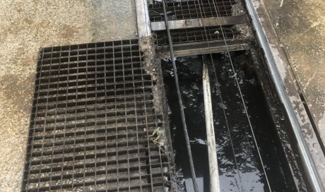 vidange et entretien des installations d'une station de lavage à Lagnieu 