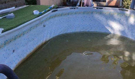 vidange d'une piscine pour destruction à L'Isle d'Abeau