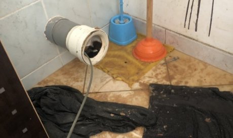 débouchage wc par l intérieur car aucun accès extérieur de la maison à Sermérieu 