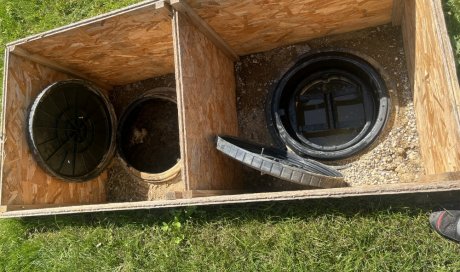 vidange et nettoyage d'une fosse toutes eaux et débauchage de la canalisation à Saint Didier de la tour 