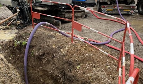 pompage de bentonite sur un chantier de forage dirigé  à Saint Quentin Fallavier