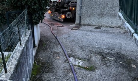 vidange d'une ancienne fosse séptique pour raccordement à l égout à Domarin