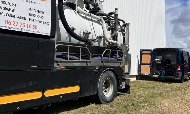 curage de réseau ep pour inspection robotisée pour un bâtiment professionnel à Saint Quentin Fallavier 