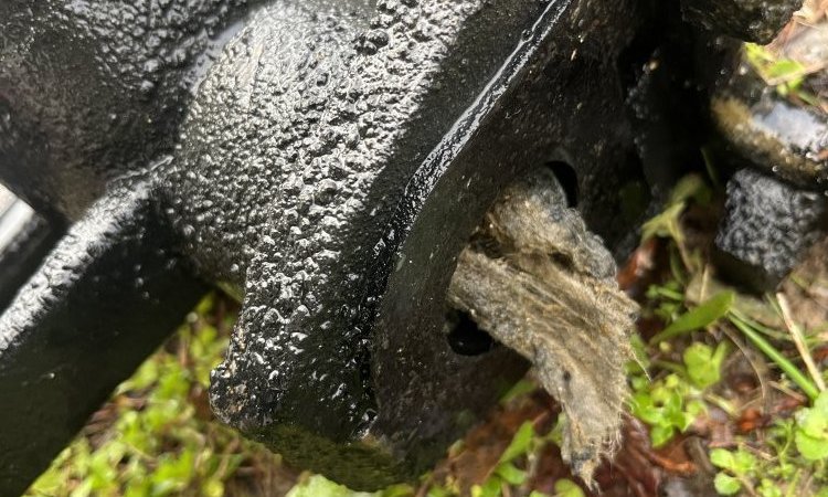 nettoyage et débouchage d'une pompe de relevage avec changement de couvercle à Saint-Agnin-Sur-Bion