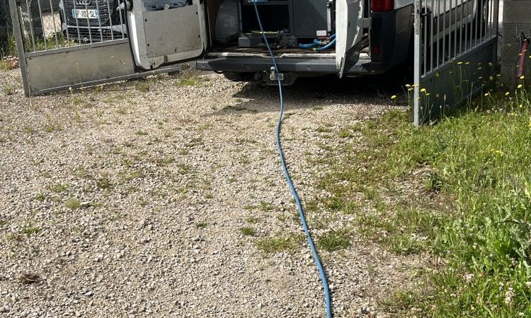 débouchage d'une canalisation wc à Morestel