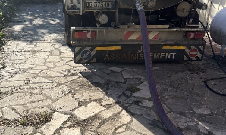 vidange d'un bac à graisse restaurant à Saint Quentin Fallavier 