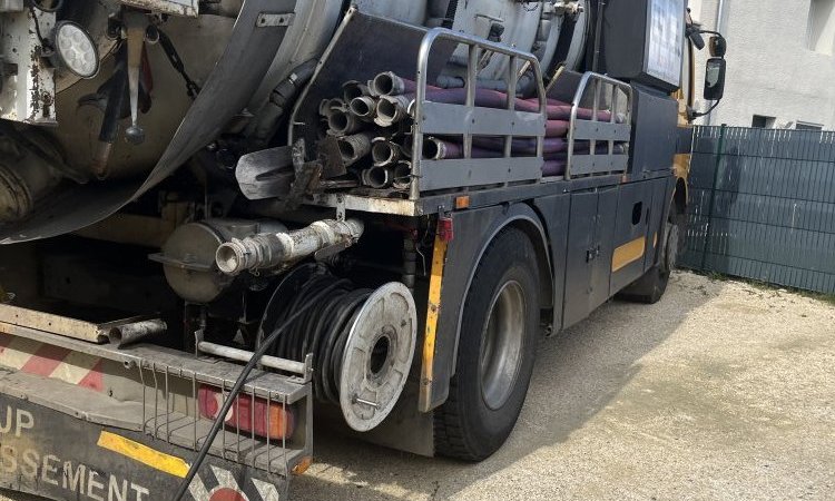 curage de réseaux eu dans une petite copro pour inspection camera à Sérezin du Rhone