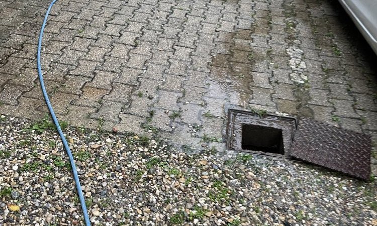 débouchage d'une canalisation wc à Heyrieux