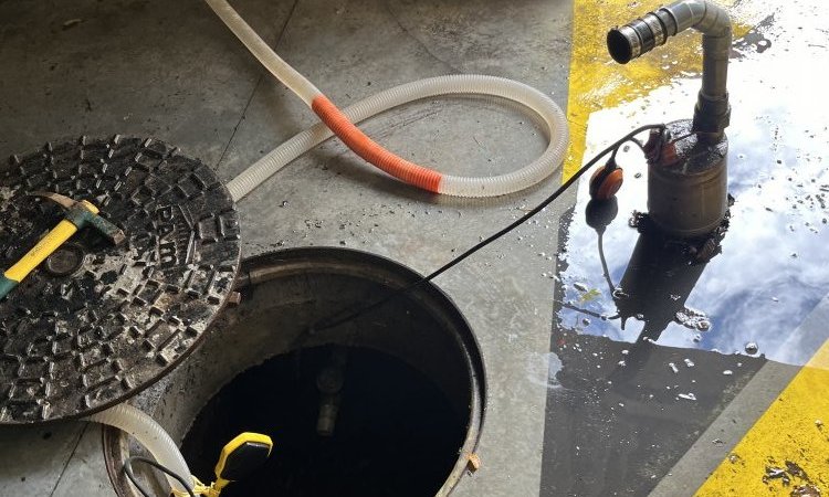 intervention urgente inondation en sous sol de garage de bâtiment à Ambérieux en Bugey