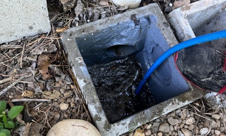  débouchage d'une canalisation chéneau à Artas