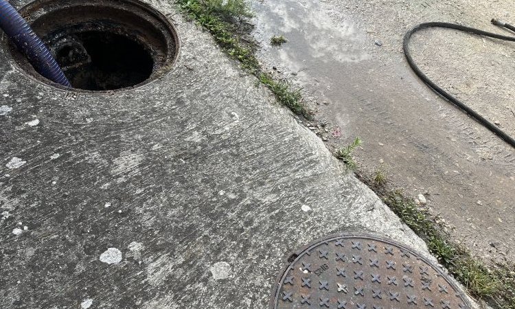 vidange et nettoyage d'une fosse toutes eaux à La Verpillière 